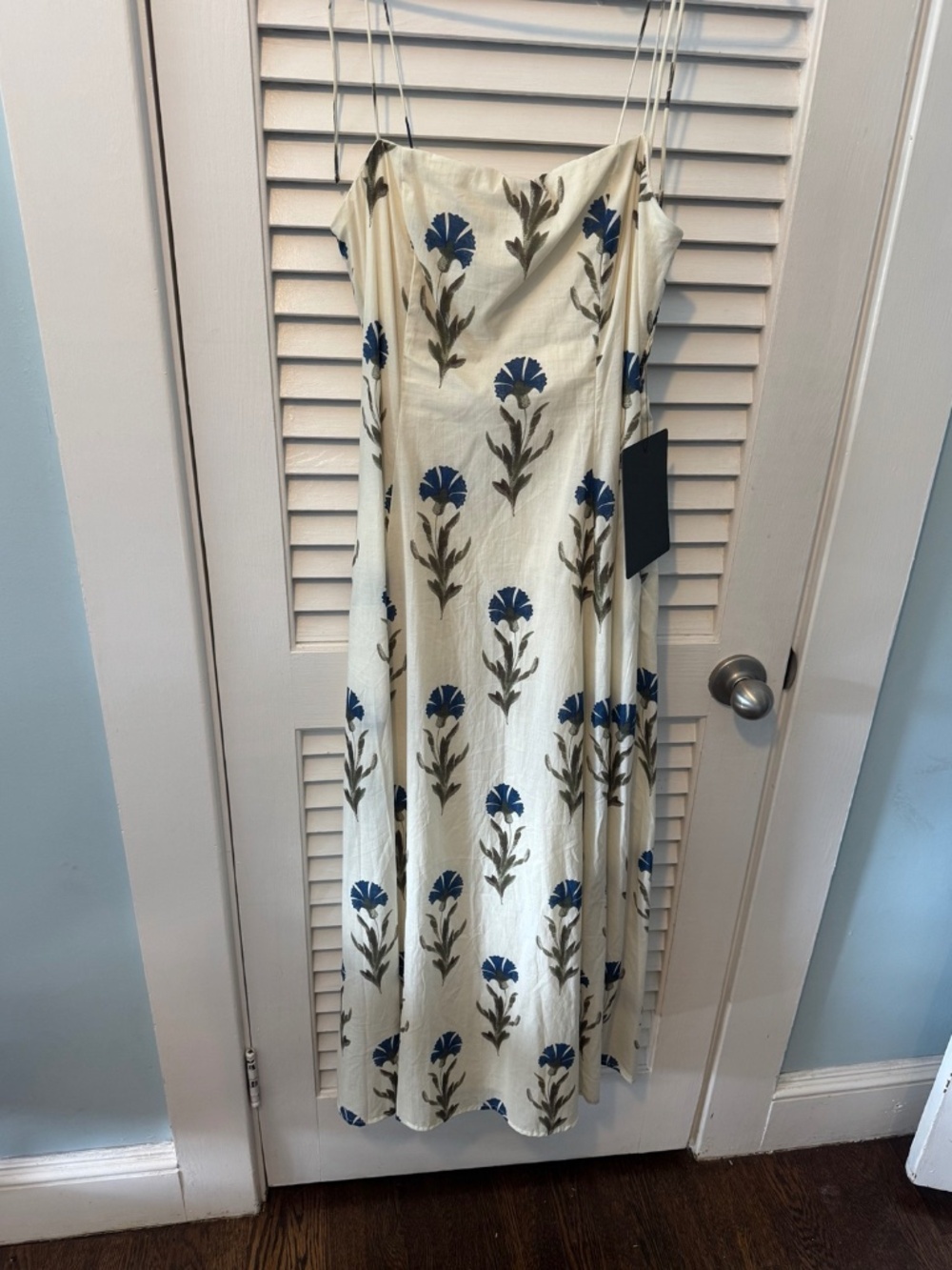 Lulus Blue Floral Ivory Maxi Dress Tie Strap Smocked Back Size M NWT
